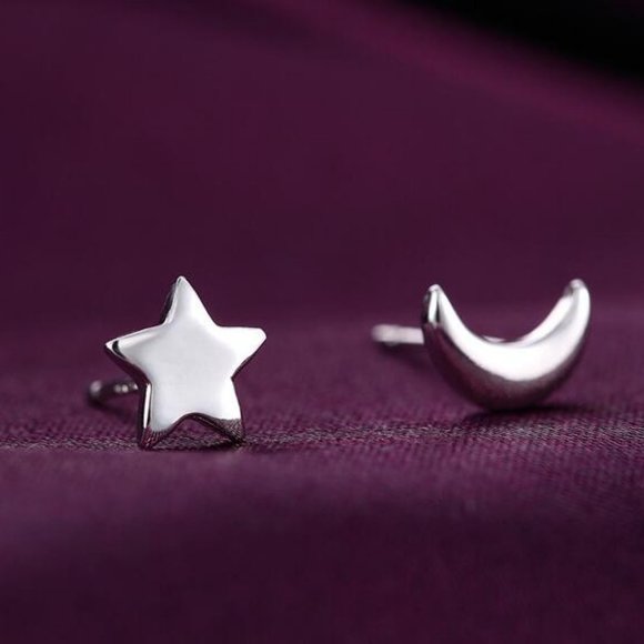 NEW 925 Sterling Silver Moon Star Stud Earrings - Picture 2 of 7